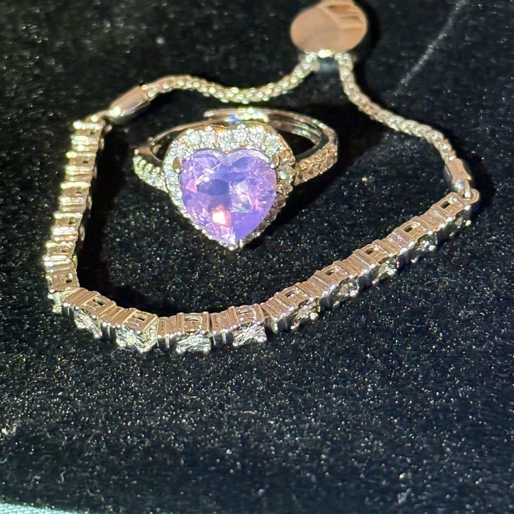 Lavender Moon Quartz Heart Ring - Picture 3 of 6